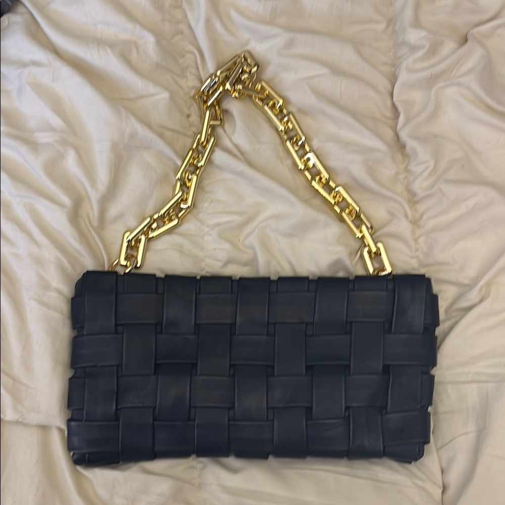 Elegant Black Woven Bag with Gold Chain